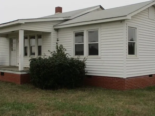 2225 Concord Farms Rd, Concord, NC 28027