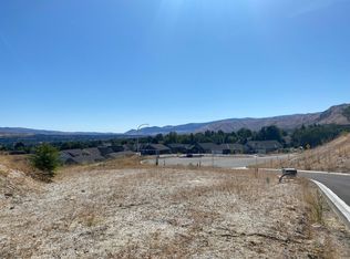 931 Silas Ln, Wenatchee, WA 98801