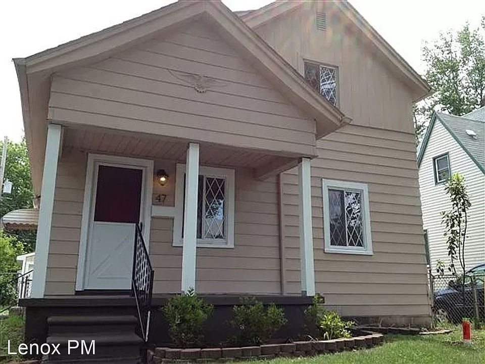 1st image of 47 W Mapledale Ave