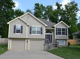 2013 N Ashley Dr, Independence, MO 64058