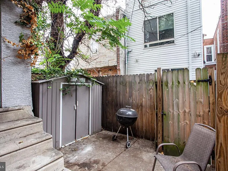 29 S Fallon St — Photo 16