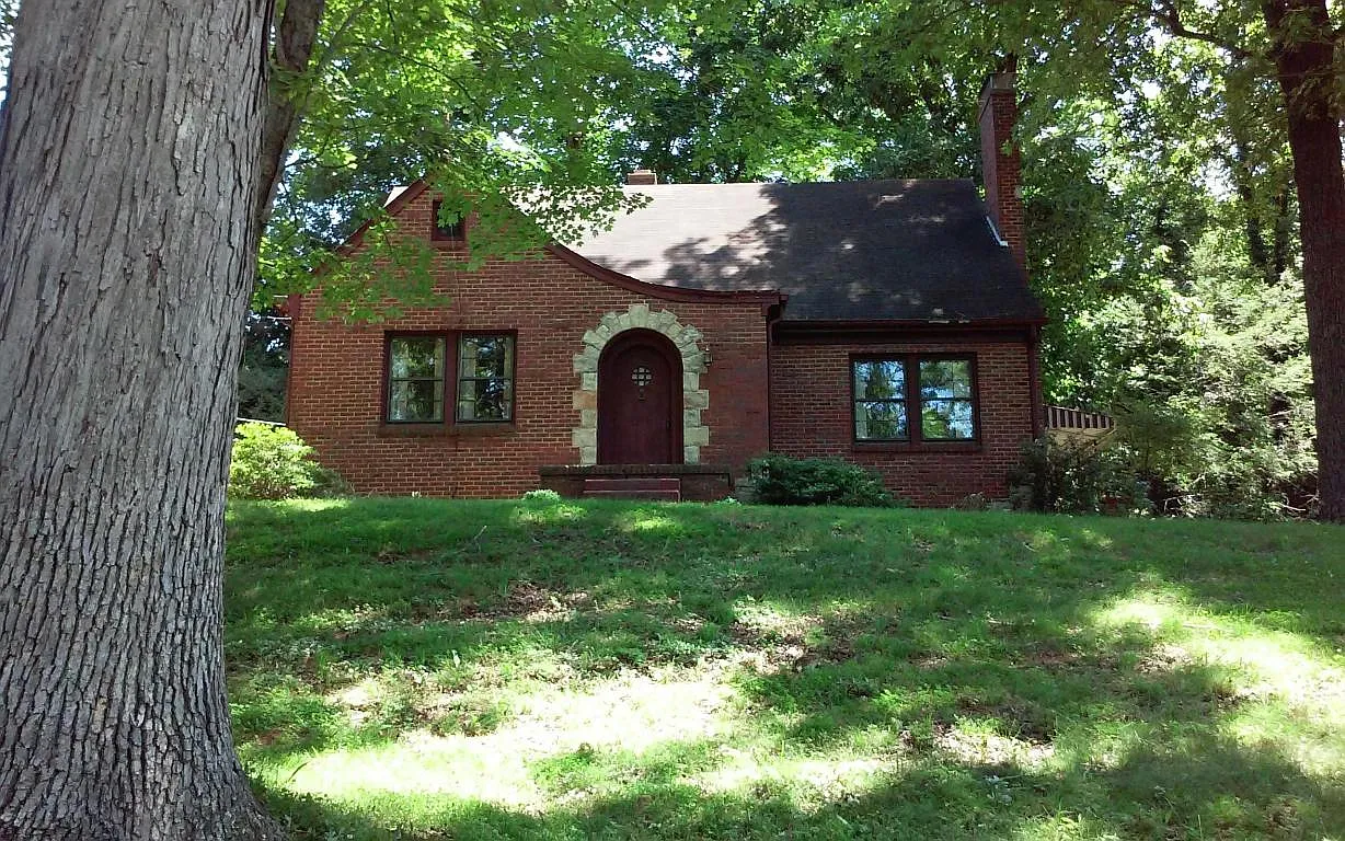 5286 Clearbrook Ln photo 1