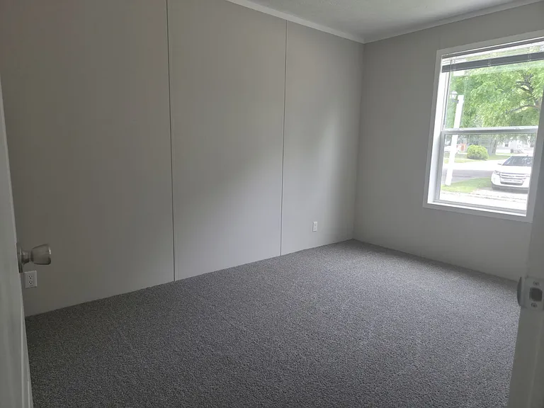 202 Lakeshore Dr #202 — Photo 9