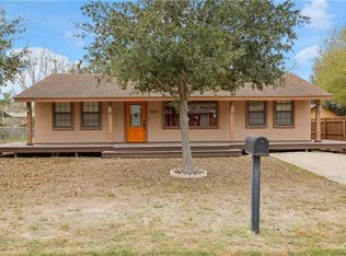 1815 Thornton St, Mission, TX 78572