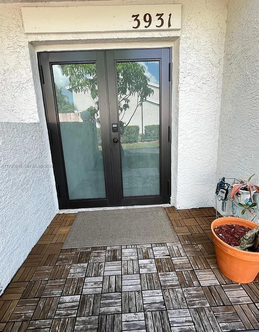 Newmans Survey — Photo 3