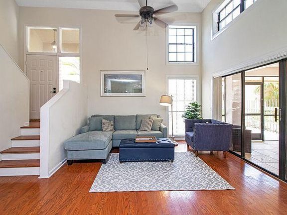 4th image of 360 Prestwick Circle #1
