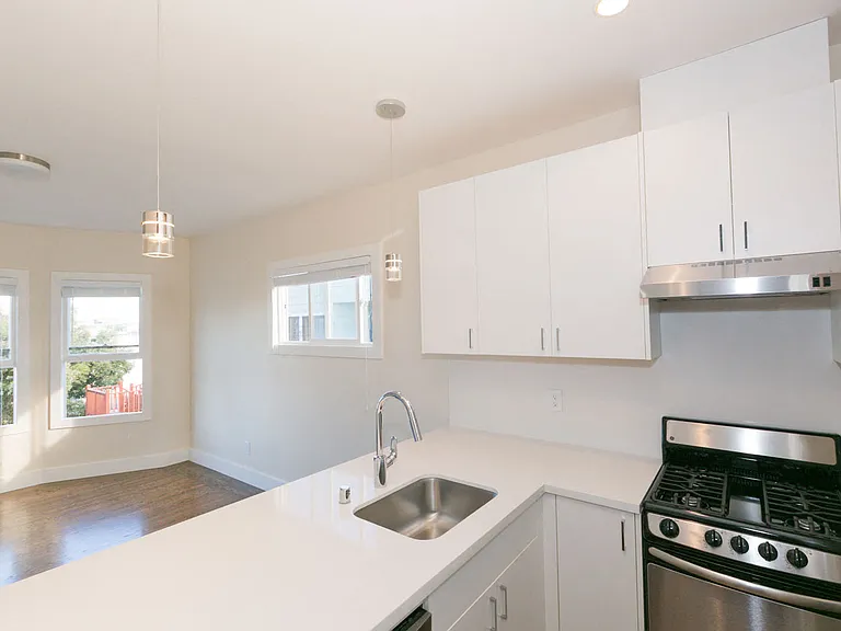430 Baker — Photo 1