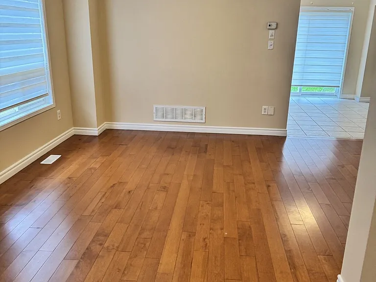 474 Denyes Way #UPPER — Photo 17