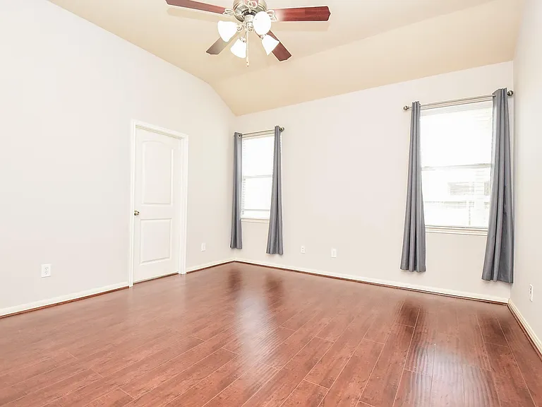 6014 Starbrook Creek Dr — Photo 13