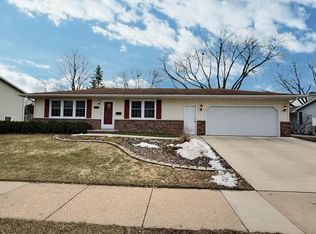 1313 E Murdock Ave, Oshkosh, WI 54901