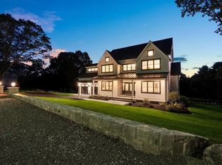 382 S Border Rd, Winchester, MA 01890