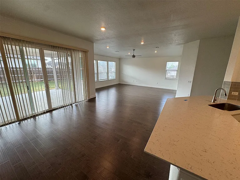 17901 Civorno Dr — Photo 23
