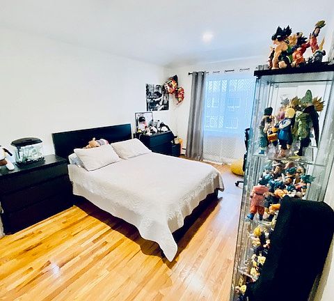 4th image of 2814 41st St #3