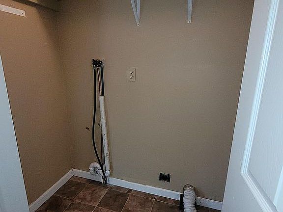 washer/dryer hook up