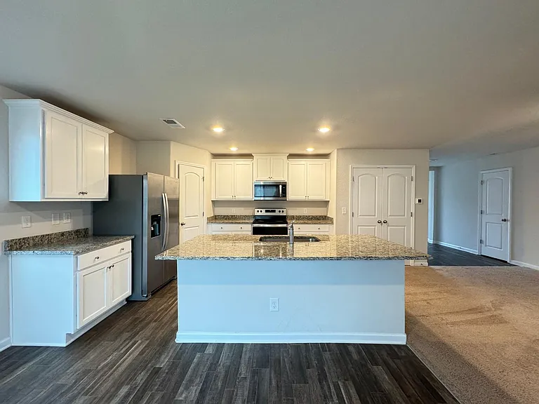 713 Fauna St — Photo 3