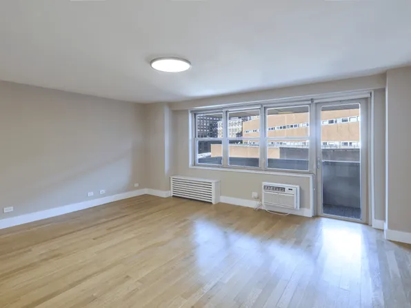 310 Greenwich Street image 3 of 12