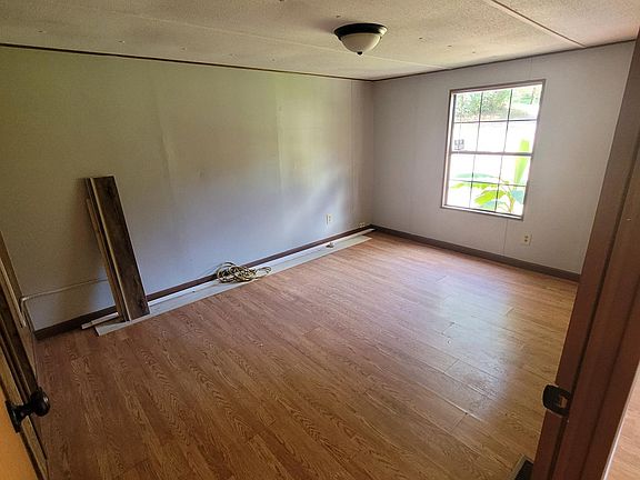 5th image of 22 Jacobs Dr NW