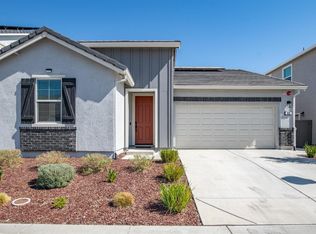 833 Cosmos Dr, Vacaville, CA 95687