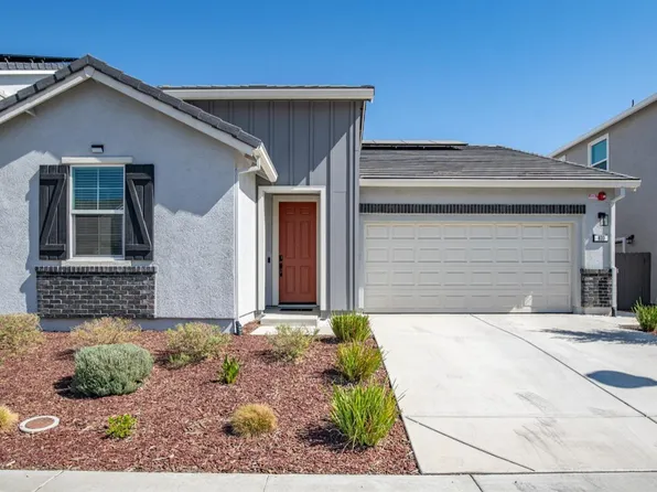 833 Cosmos Drive, Vacaville, CA 95687