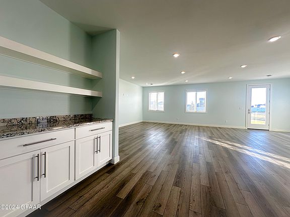 5th image of 5972 W Prairiewood Dr