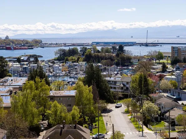 899 Esquimalt Rd #602, Esquimalt, BC V9A 3M5