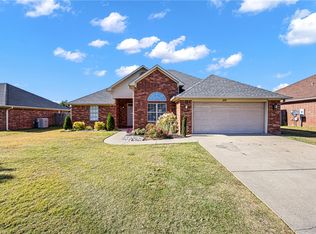 2026 S Utica Ave, Russellville, AR 72802
