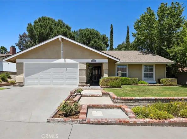 30314 Honeysuckle Hill Dr, Santa Clarita, CA 91387