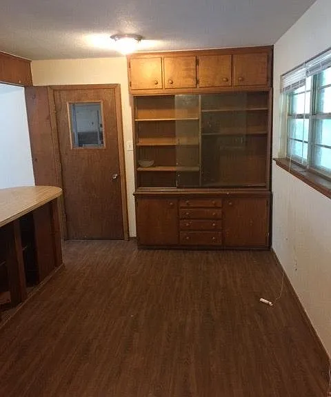 5329 Lucille St — Photo 11