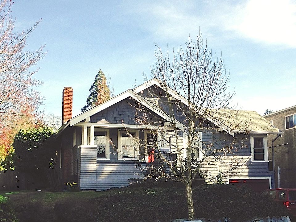 2nd image of 1911 Harris St