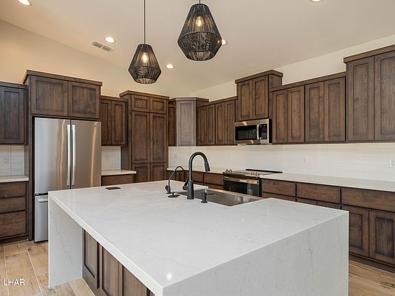 5th image of 3789 Squaw Dr
