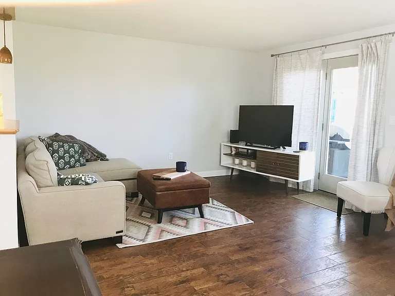19 Holbrook St #16 — Photo 3