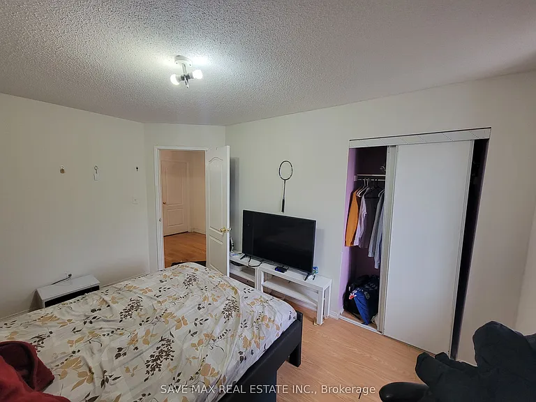 7 Junction Cres — Photo 12