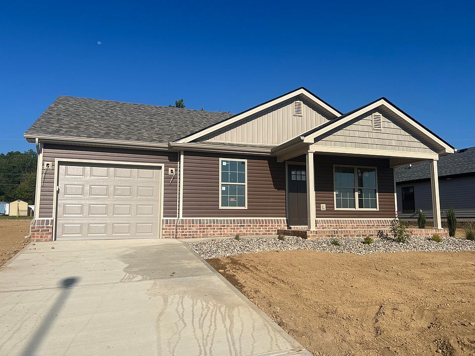 2nd image of 211 Terrace View Dr