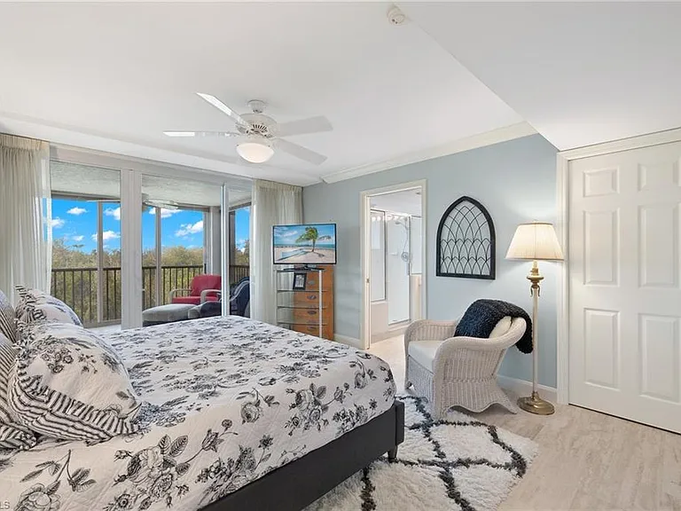 6849 Grenadier Blvd #201 — Photo 26