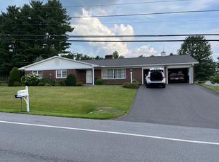 16723 Sterling Rd, Williamsport, MD 21795