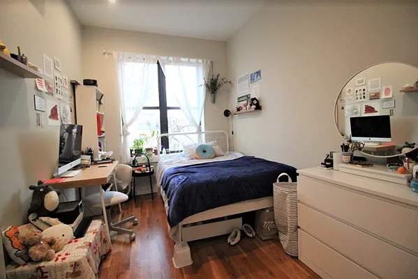 Rented by Hagstrom Management Inc | media 14