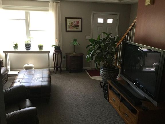 4th image of 50 Eagle Dr #50