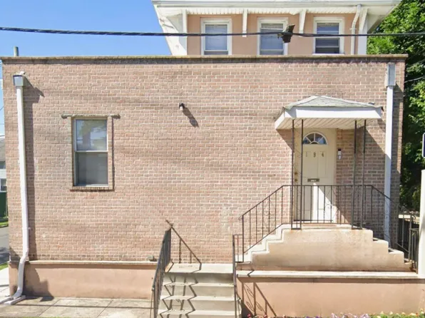 194 Midland Ave, Staten Island, NY 10306