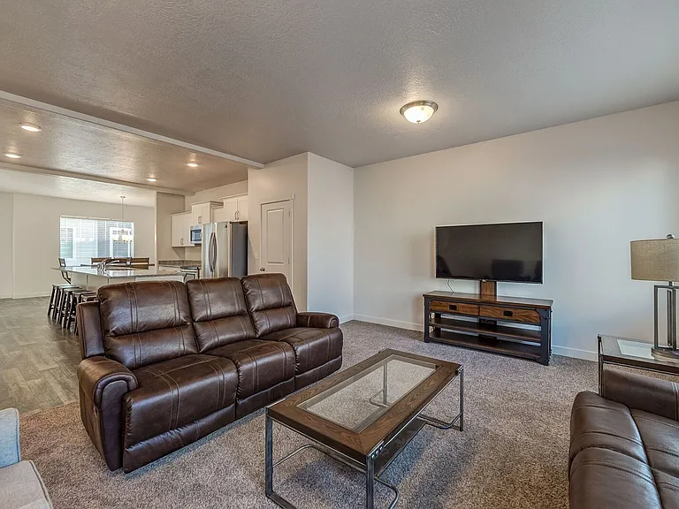 1473 S 630 W — Photo 5