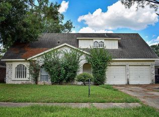 9214 Rentur Dr, Houston, TX 77031