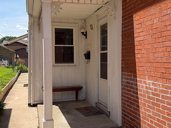 4th image of 1225 N 11th St