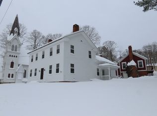 2 Keighley Pond Rd, East Hampton, CT 06424