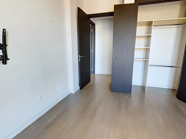 37 West End Avenue image 17 of 38