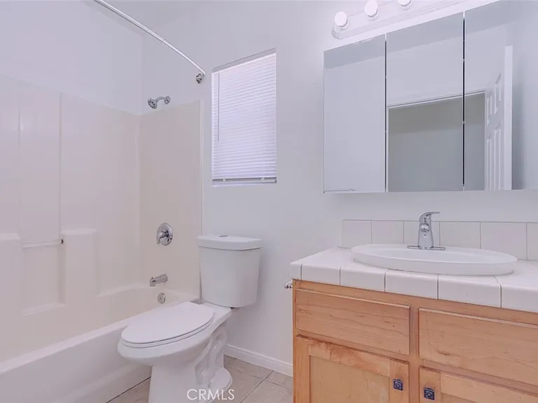 1014 E Washington Ave #E — Photo 5