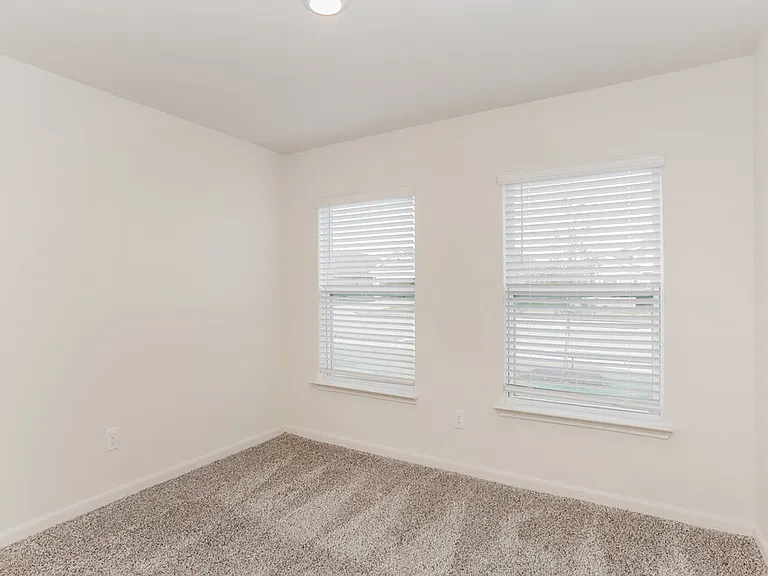1456 Palamedes Dr — Photo 14