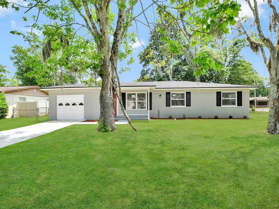 1st image of 4473 Jade Dr W