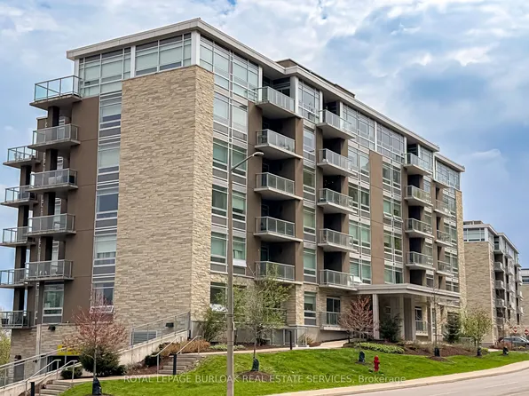 455 Charlton Ave E #206, Hamilton, ON L8N 0B2