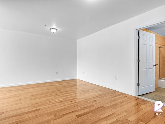 5th image of 8726 175th St