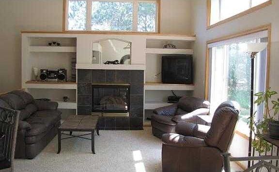 4th image of 586 Crane Creek Ln