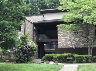 123 Amberly Dr UNIT G, Manalapan, NJ 07726